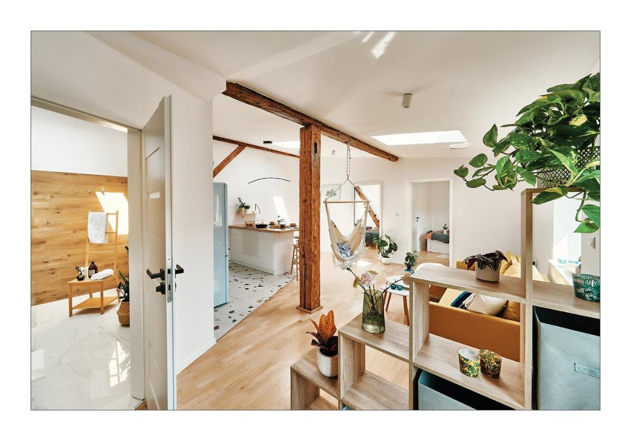 Sunny Apartment At The Heart Of Old Town คราคูฟ ภายนอก รูปภาพ